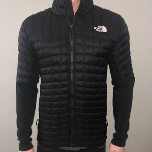North Face Full Zip LightWeight Jacket